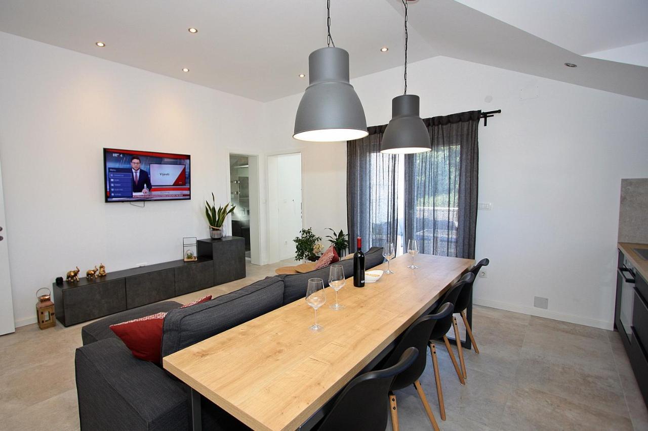 Apartman Gajka Supetar Ngoại thất bức ảnh