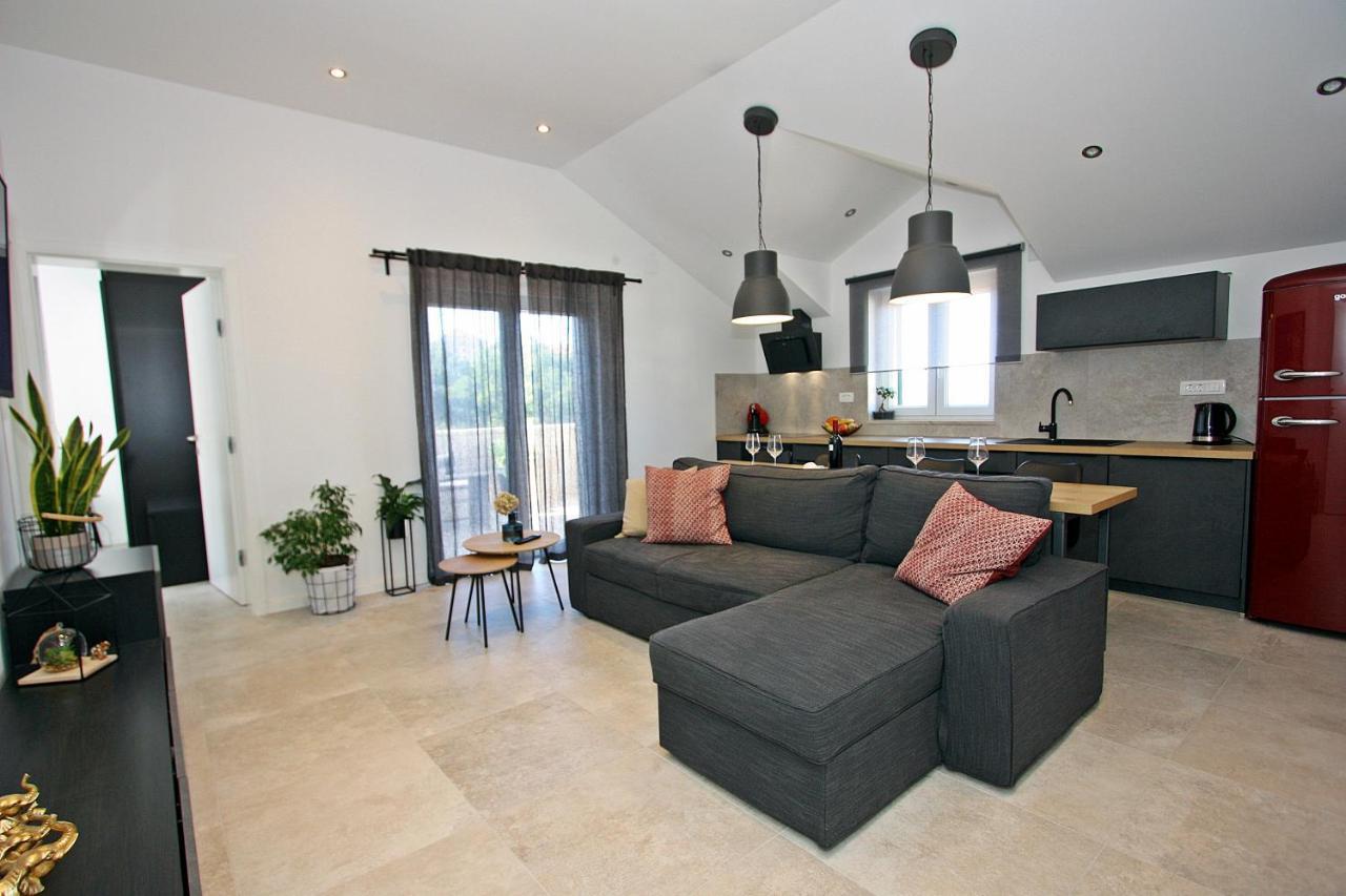 Apartman Gajka Supetar Ngoại thất bức ảnh