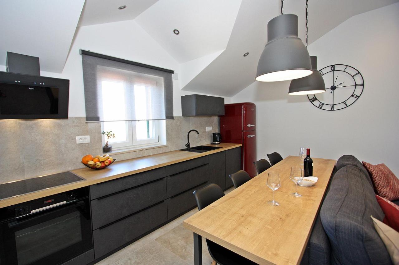Apartman Gajka Supetar Ngoại thất bức ảnh
